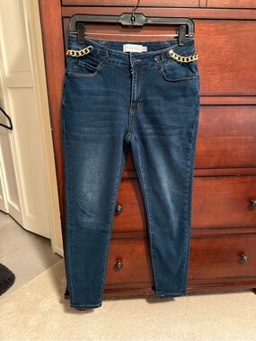 Tahari Dark Blue Skinny Jeans with Gold Chain Waist Detail